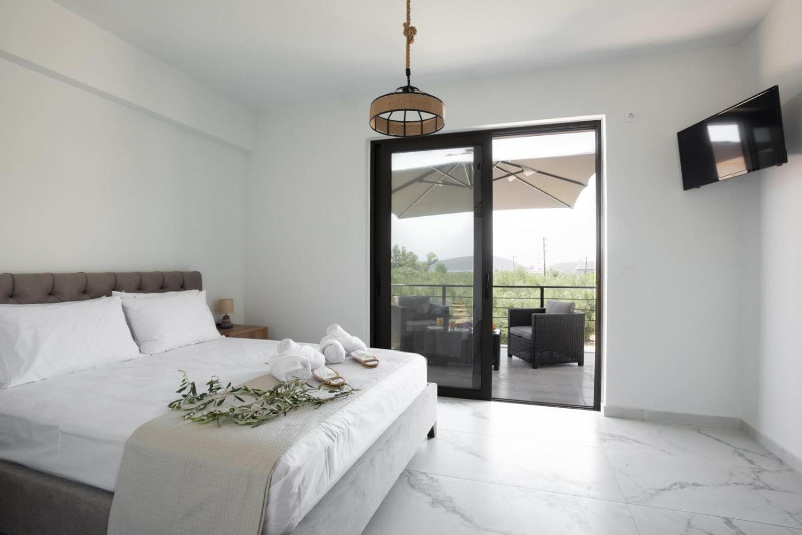 Three Charites Resort Gialova Exterior foto