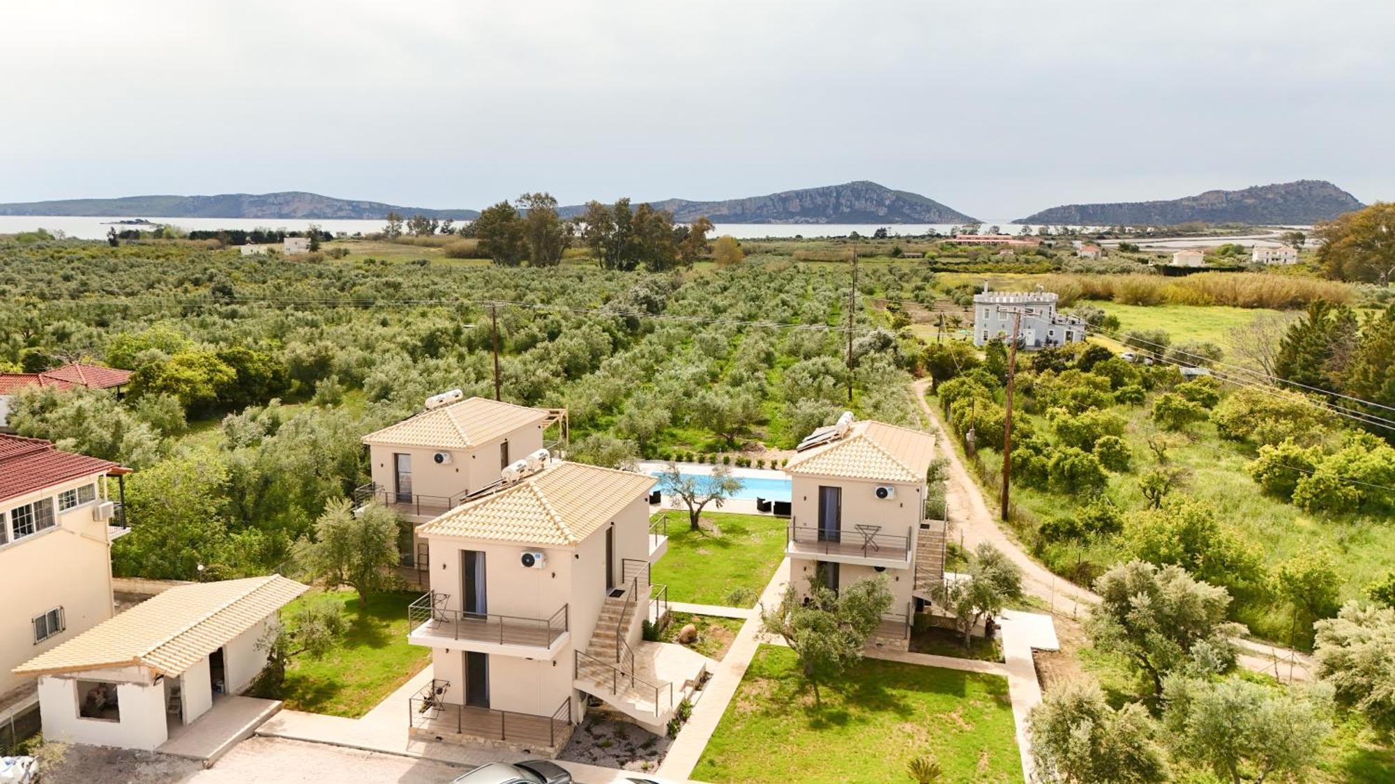 Three Charites Resort Gialova Exterior foto