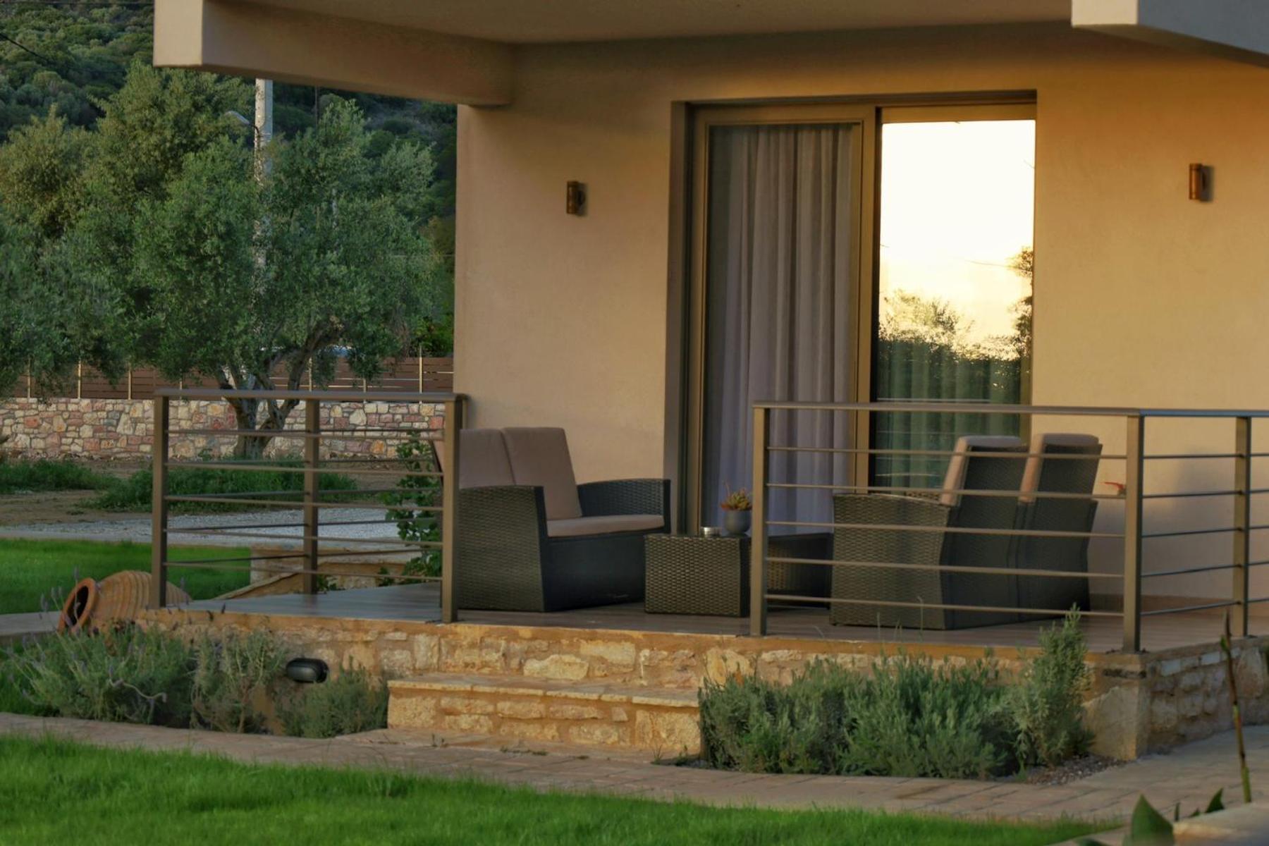 Three Charites Resort Gialova Exterior foto